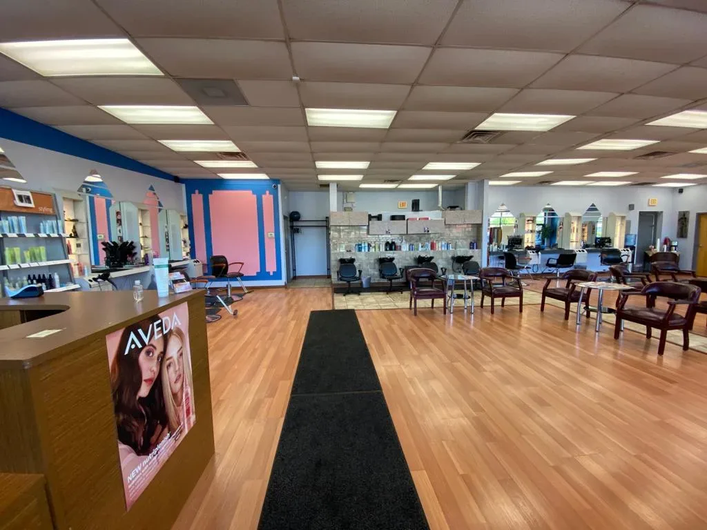 Ajeeba Hair Design — Beauty salon in Calumet City